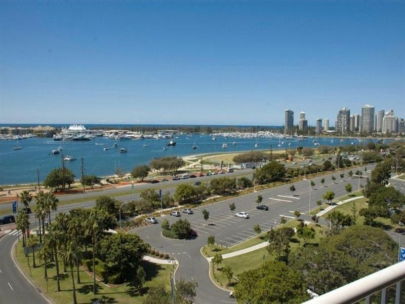 30 Marine Parade, Southport QLD 4215