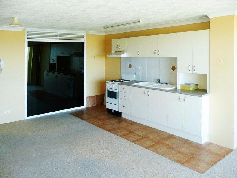 30 Marine Parade, Southport QLD 4215