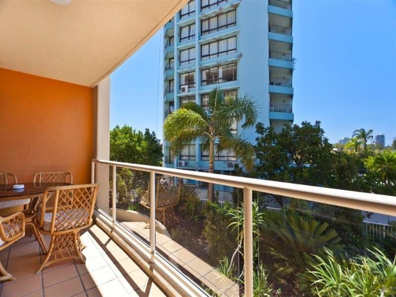 106 Marine Parade, Southport QLD 4215