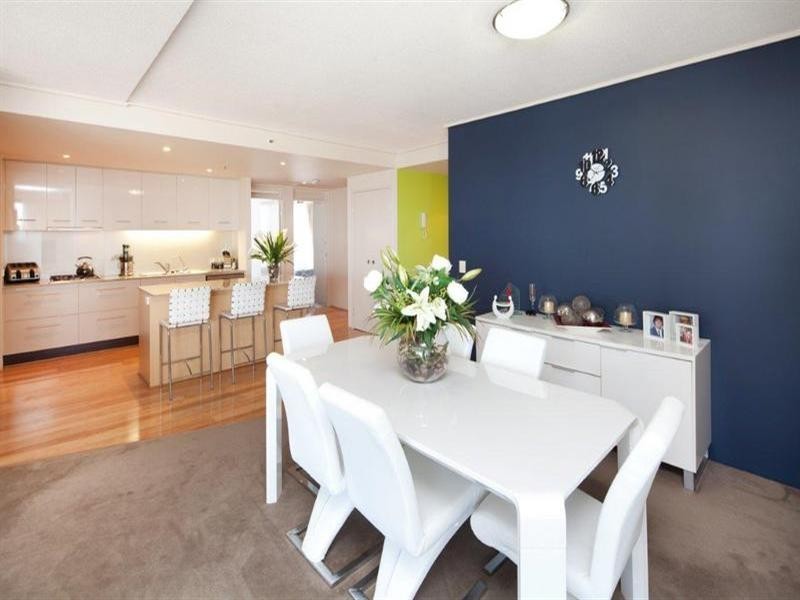 105 Scarborough Street, Southport QLD 4215