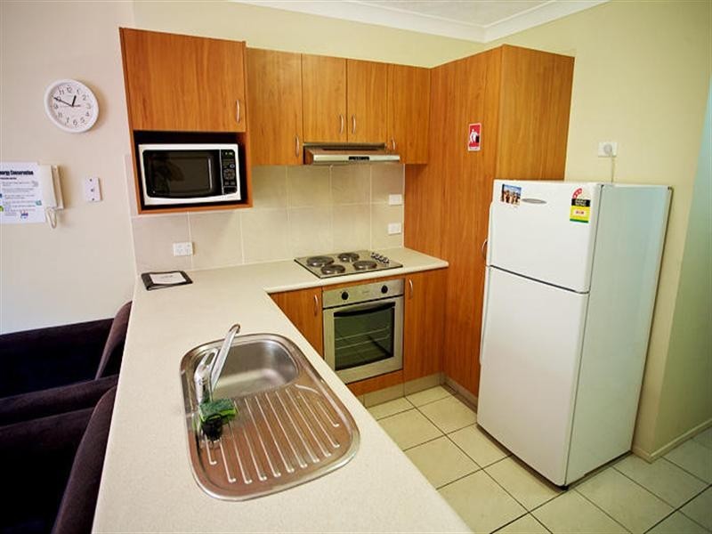 37 Metro On Central 7 Brown Street, Labrador QLD 4215