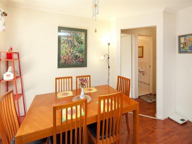 180 Topaz Grove Queen Street, Southport QLD 4215