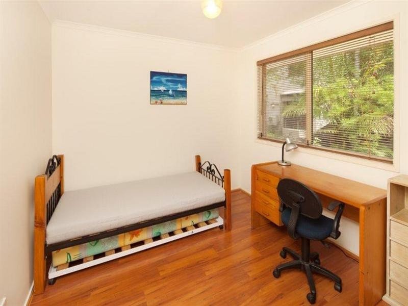 180 Topaz Grove Queen Street, Southport QLD 4215