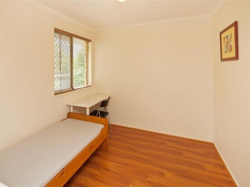 180 Topaz Grove Queen Street, Southport QLD 4215