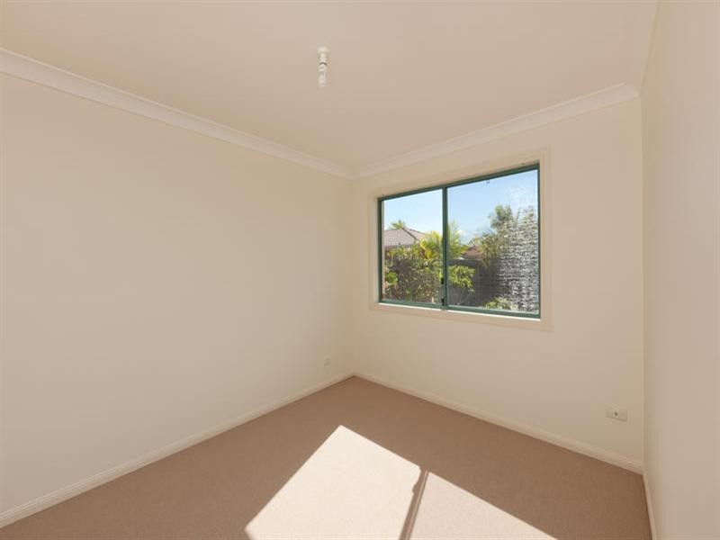 45 Brown Street, Labrador QLD 4215