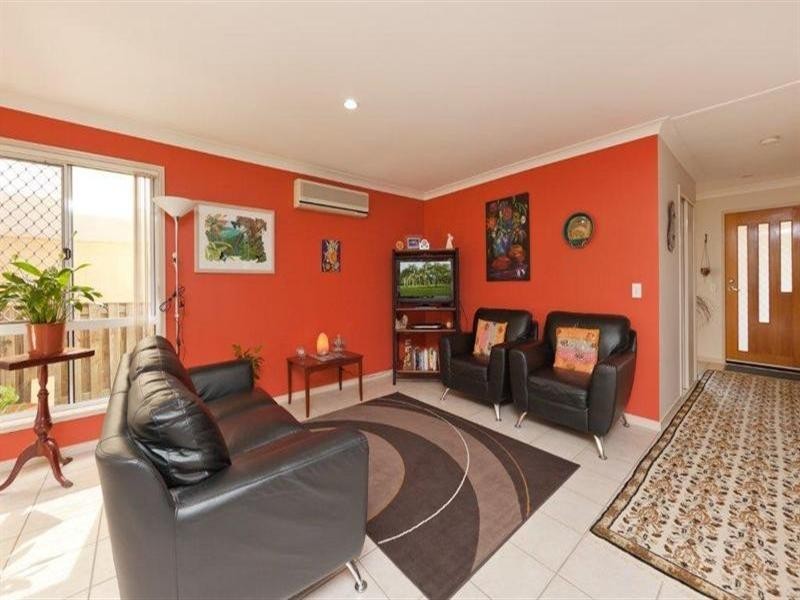 60 Marble Arch Place, Arundel QLD 4214