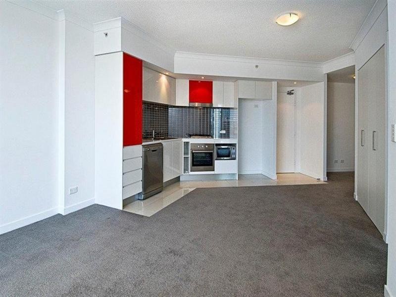 5 Lawson Street, Southport QLD 4215