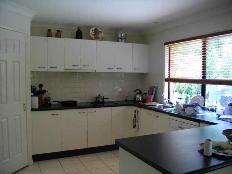 6 Lillydale Place, Molendinar QLD 4214