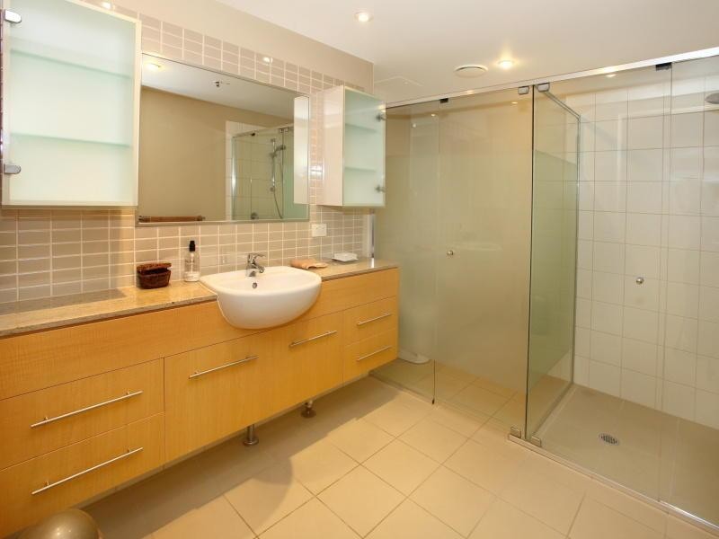 105 Scarborough Street, Southport QLD 4215