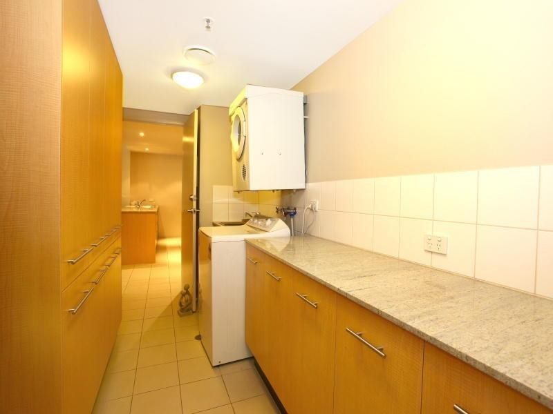 105 Scarborough Street, Southport QLD 4215