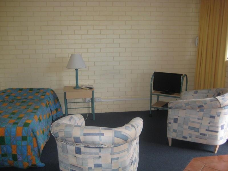 132 Marine Parade, Southport QLD 4215