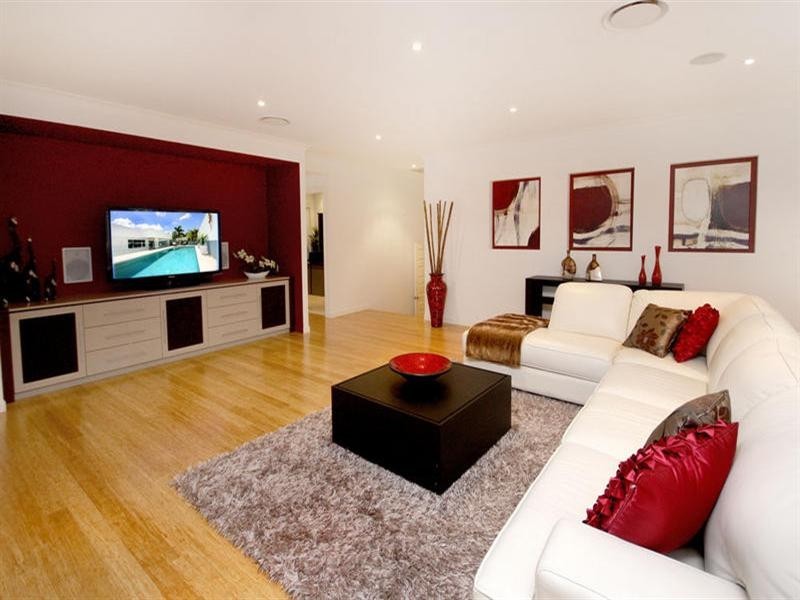 2 Torquay Place, Arundel QLD 4214