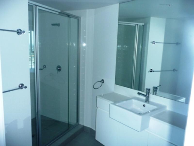 5 Lawson Street, Southport QLD 4215