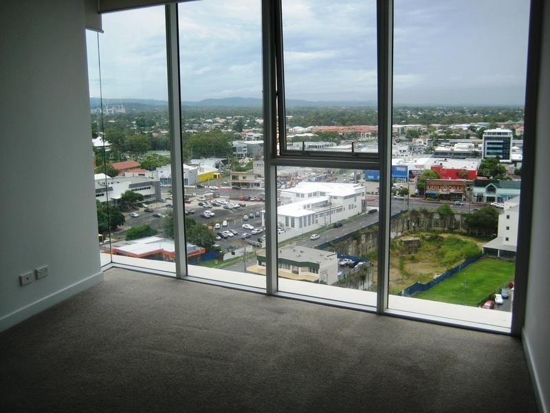 5 Lawson Street, Southport QLD 4215