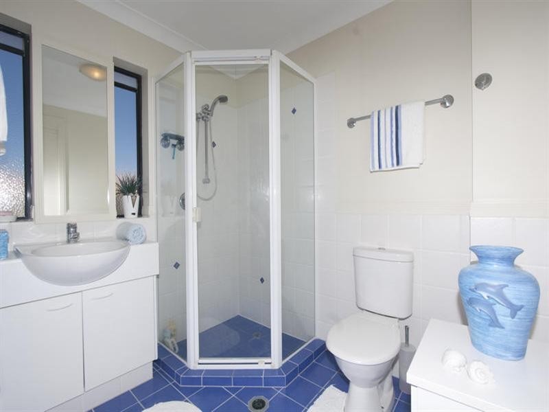 392 Marine Parade, Labrador QLD 4215