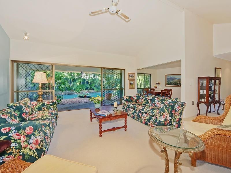 6 Midgera Street, Ashmore QLD 4214