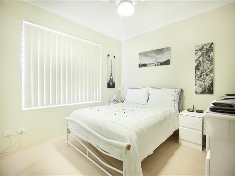 17-19 Lather Street, Southport QLD 4215