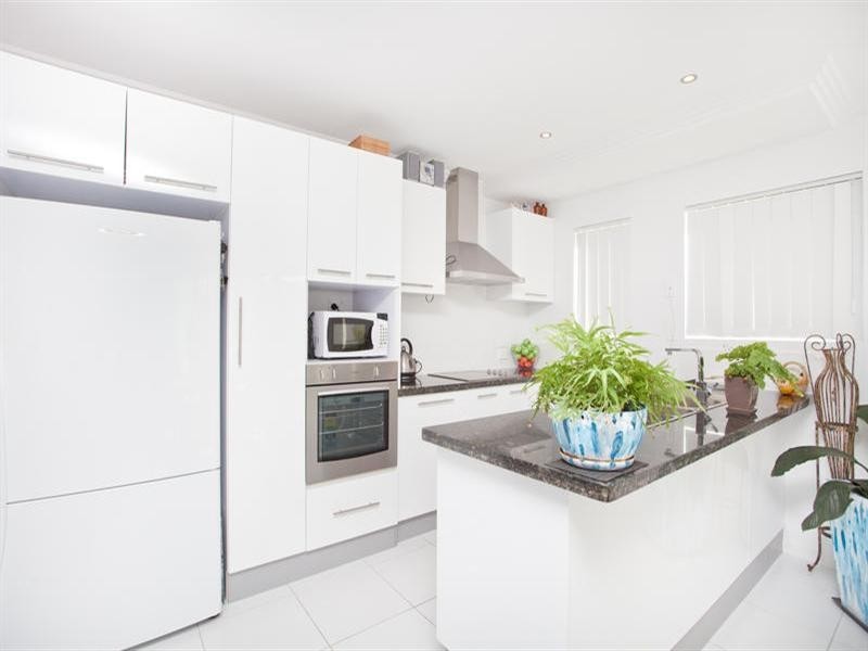 7 161 Marine Parade, Southport QLD 4215