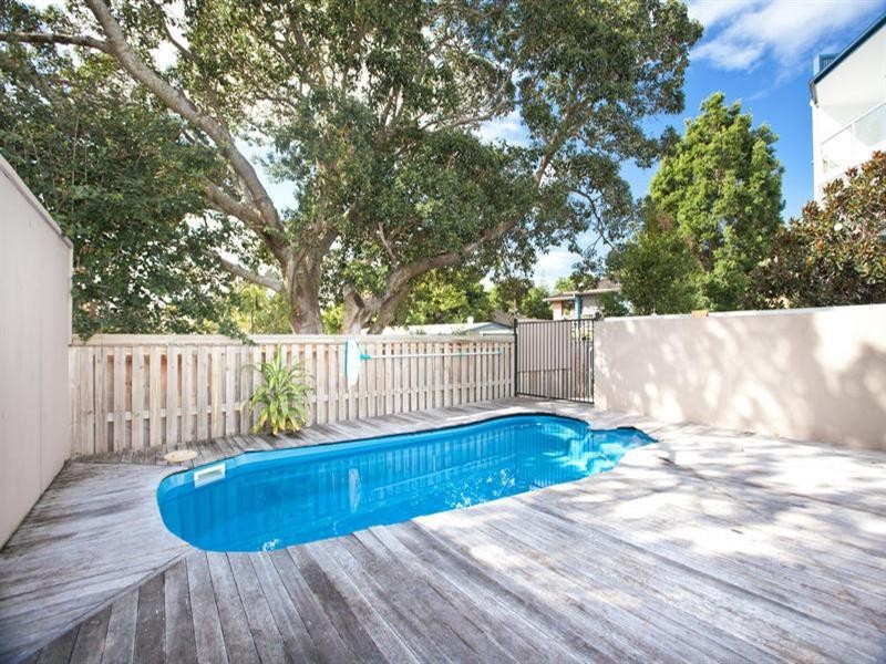 7 161 Marine Parade, Southport QLD 4215
