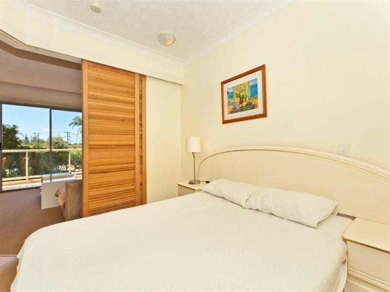 106 Marine Parade, Southport QLD 4215