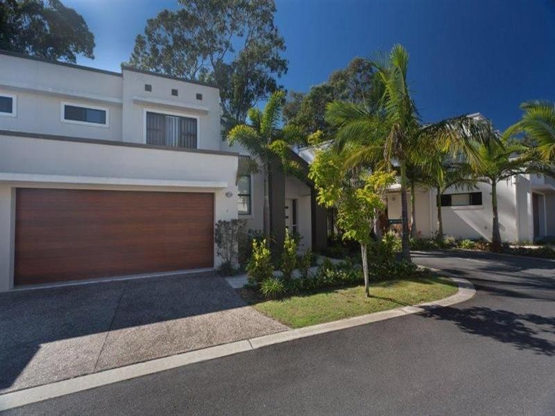 368 Pine Ridge Road, Runaway Bay QLD 4216