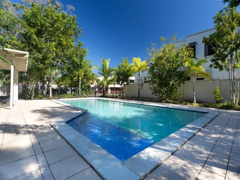 368 Pine Ridge Road, Runaway Bay QLD 4216