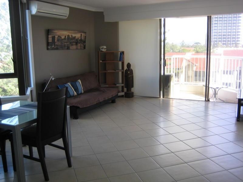 60 Old Burleigh Road, Surfers Paradise QLD 4217