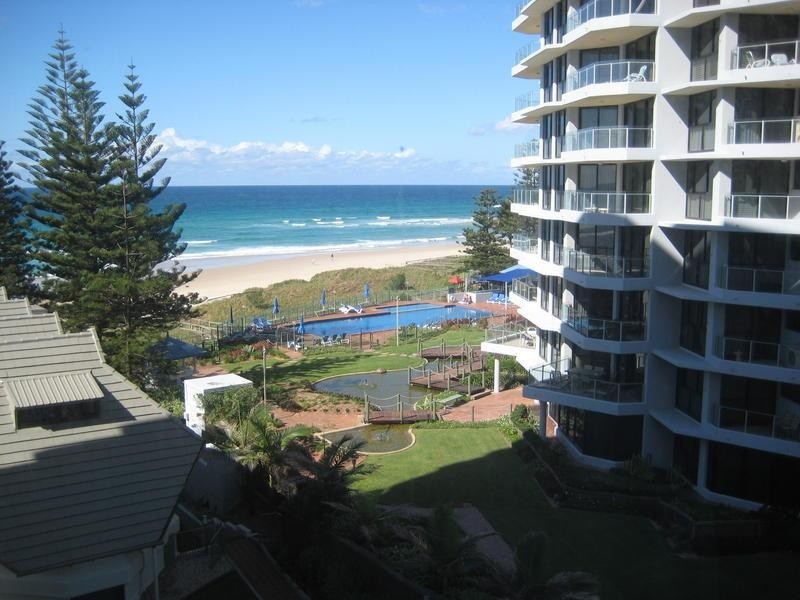 60 Old Burleigh Road, Surfers Paradise QLD 4217