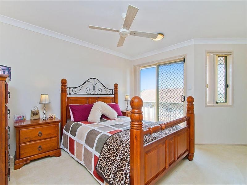 5 50 Pohlman Street, Southport QLD 4215