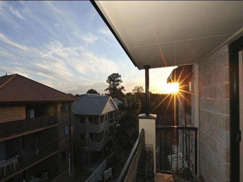 152 High Street, Southport QLD 4215