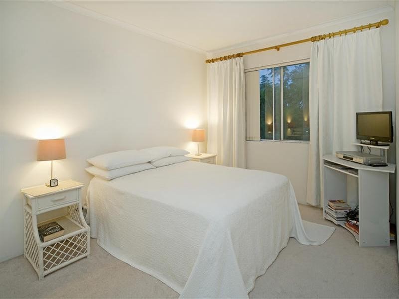 8 75 Morala Avenue, Runaway Bay QLD 4216