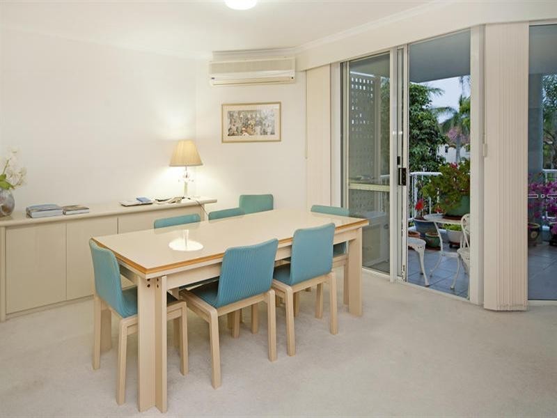 8 75 Morala Avenue, Runaway Bay QLD 4216