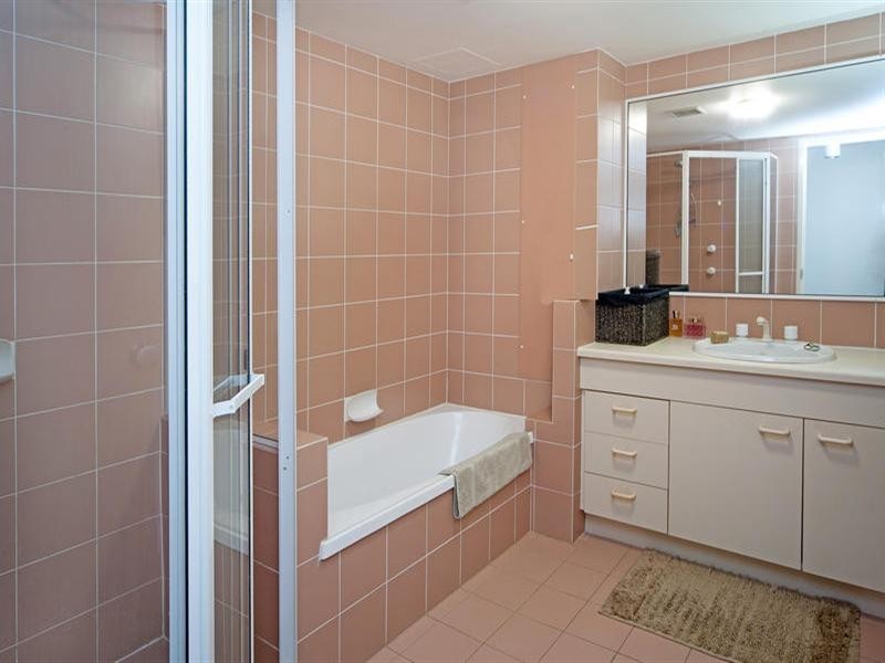 8 75 Morala Avenue, Runaway Bay QLD 4216