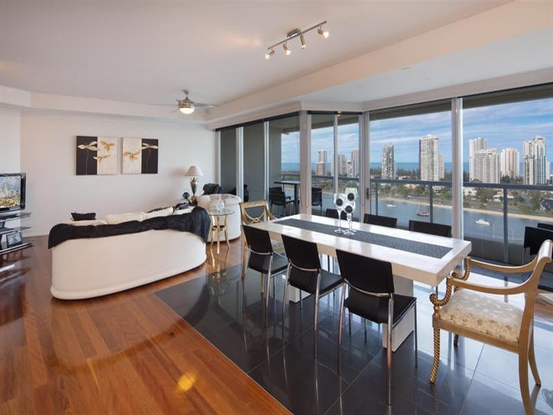 C17-2 75 Brighton Parade, Southport QLD 4215