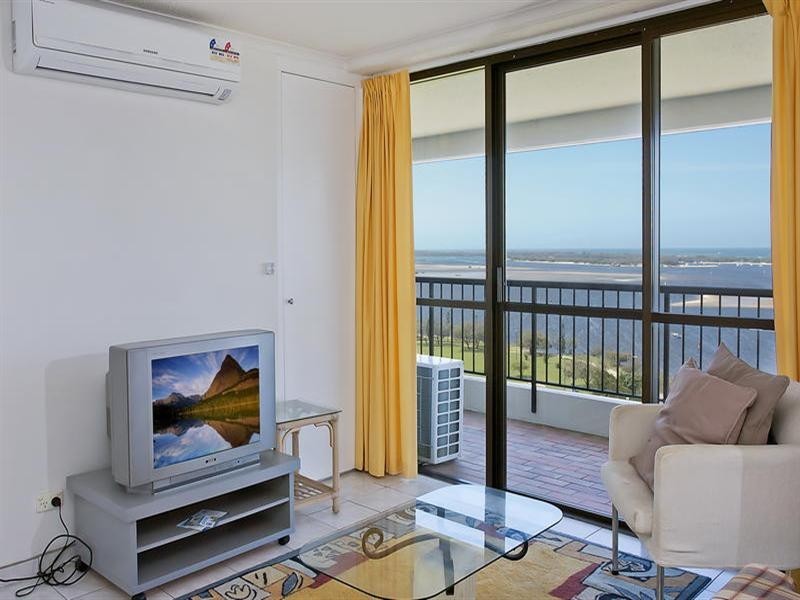 114 Marine Parade, Southport QLD 4215