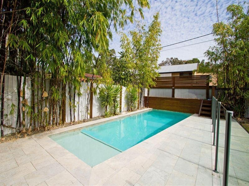 18 William Street, Southport QLD 4215