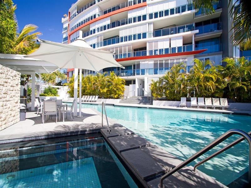 438 Marine Parade, Biggera Waters QLD 4216