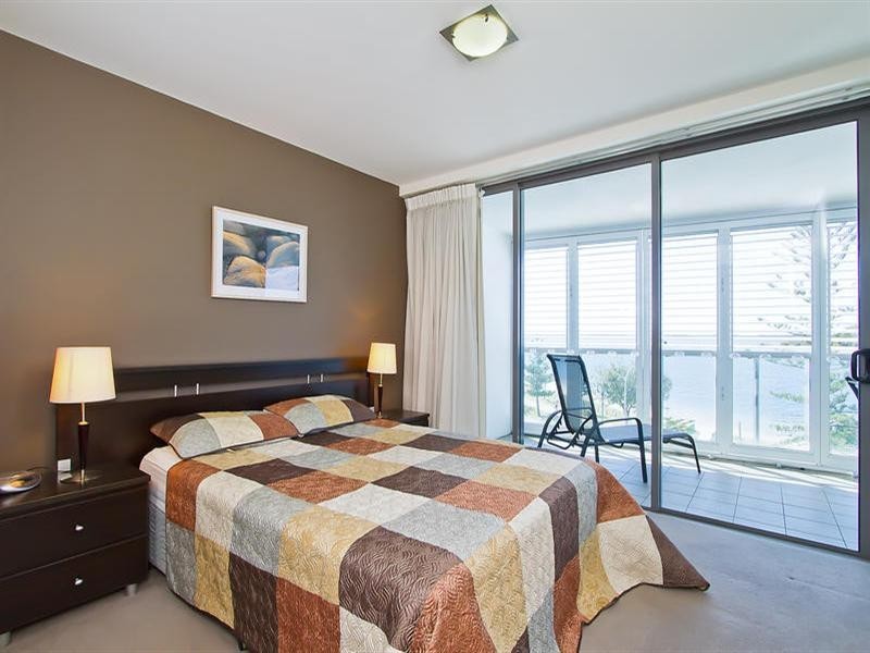 438 Marine Parade, Biggera Waters QLD 4216