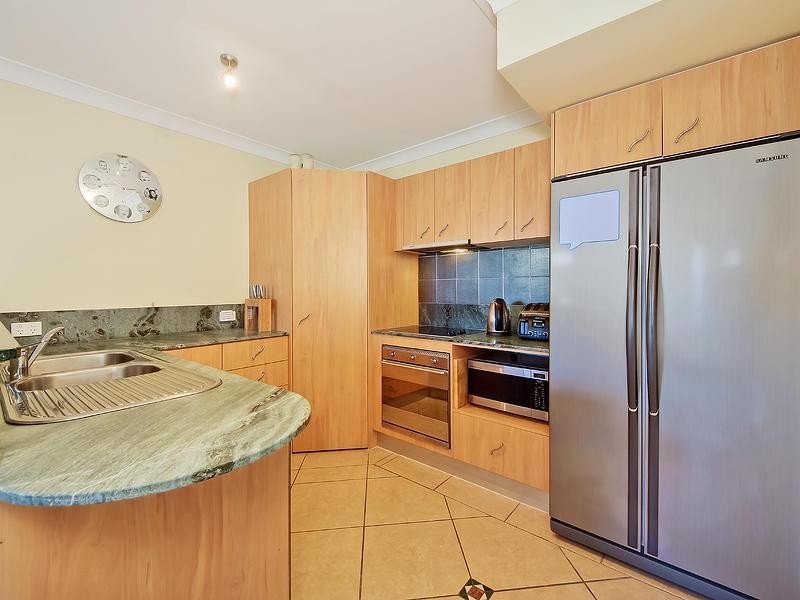 1 4 Mason Street, Southport QLD 4215