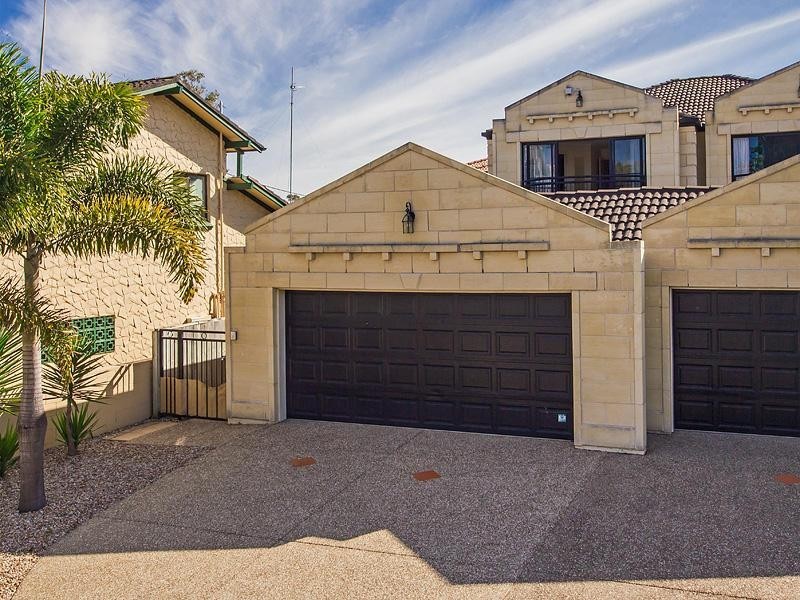 1 4 Mason Street, Southport QLD 4215