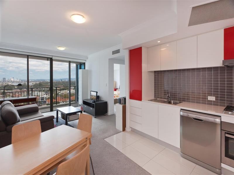 5 Lawson Street, Southport QLD 4215