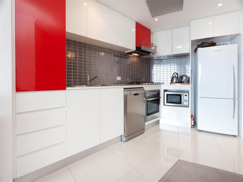 5 Lawson Street, Southport QLD 4215