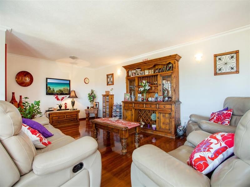 2 Kerry Place, Southport QLD 4215