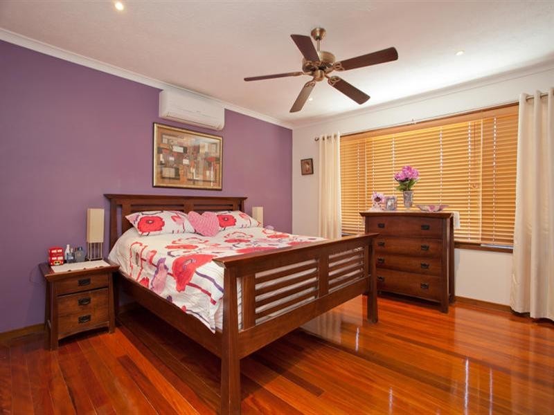 2 Kerry Place, Southport QLD 4215