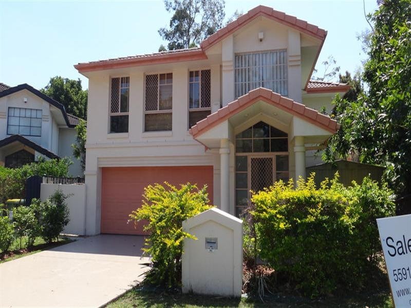 10 Clear River Boulevard, Ashmore QLD 4214