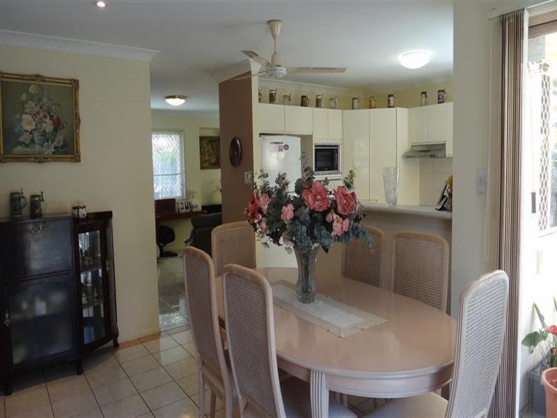 10 Clear River Boulevard, Ashmore QLD 4214