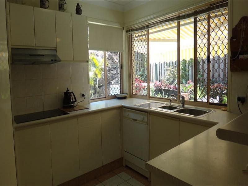 10 Clear River Boulevard, Ashmore QLD 4214