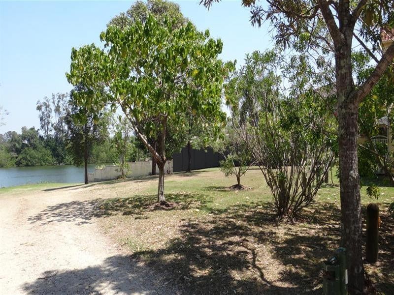 10 Clear River Boulevard, Ashmore QLD 4214