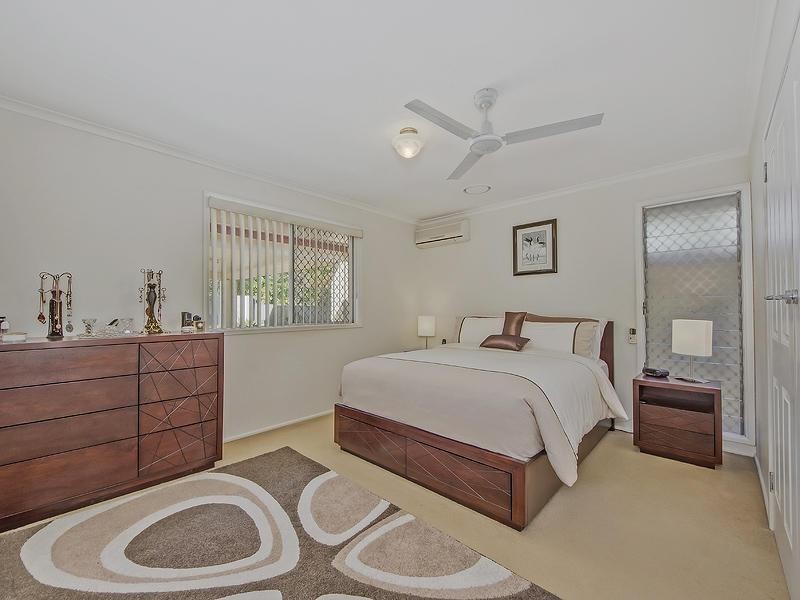 51 Brolga Avenue, Southport QLD 4215