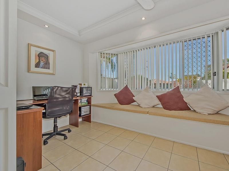 51 Brolga Avenue, Southport QLD 4215